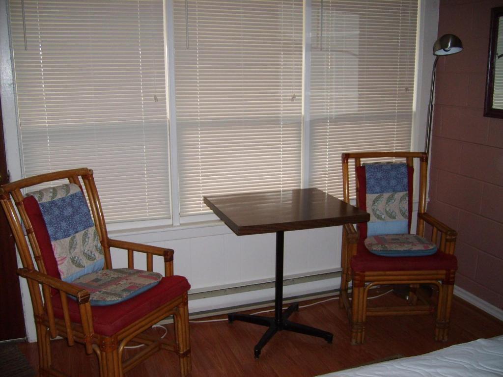 Lansdowne Capricorn Motel Royale 1000 Islands חדר תמונה